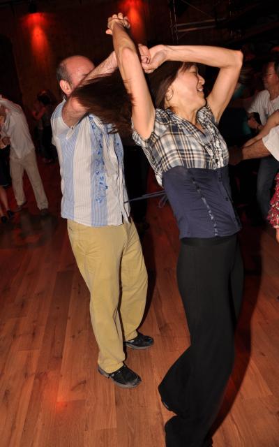 min 2010 05 30 station danse 256